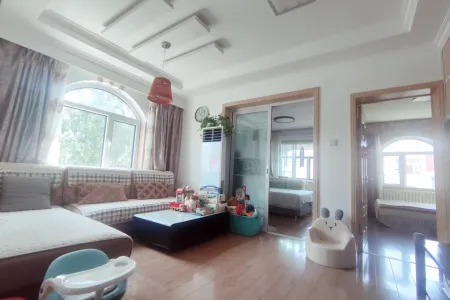 金湖小区 3室1厅1卫 南北 精装