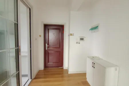 旭日东升 2室1厅1卫南北 精装