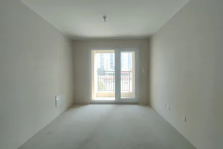 龙湖春江紫宸 3室2厅1卫 南北 毛坯