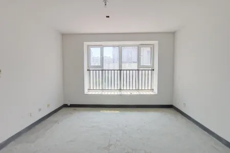 世茂诺沙湾五期 3房2厅1卫 南北 毛坯