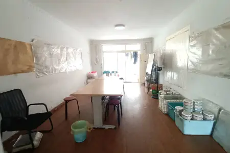 青港公寓 3室2厅2卫 南北 精装