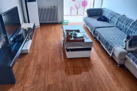 江山路西小区 2室1厅1卫南北 精装