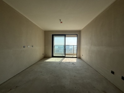 名嘉荷府 3室2厅2卫 南北 毛坯