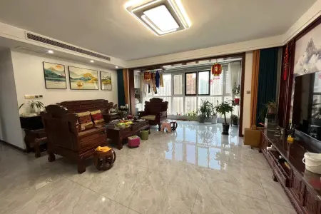 辛安府 3室2厅2卫 南北 精装