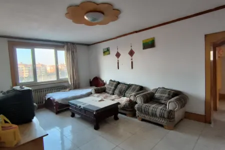 黄岛建安小区 3室2厅1卫 南 精装