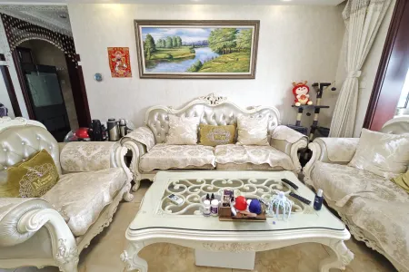 晶城 4室2厅2卫 南北 精装