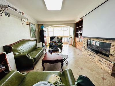 福海景苑 3室2厅2卫 南北 精装