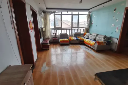 医院附近 3房1厅1卫 南 精装