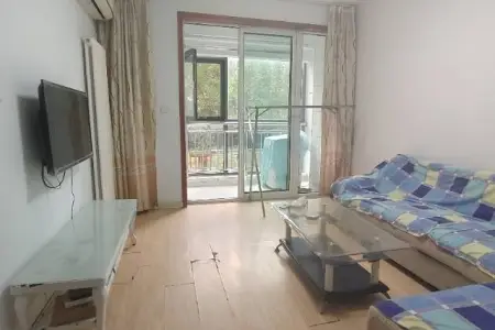 鲁商蓝岸国际南区 1房1厅1卫 南北 中装