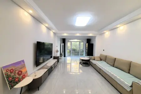 隆海东方华庭 3室2厅2卫 南北 精装