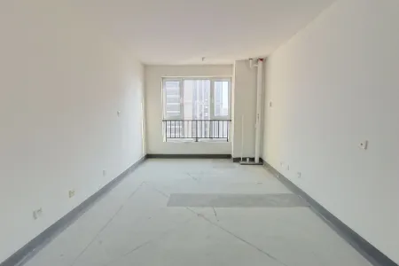 世茂诺沙湾五期 3室2厅2卫 南北 毛坯