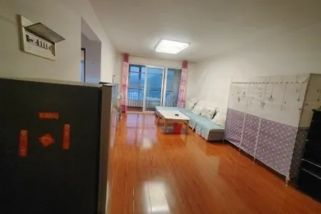 山海和圣园 2室1厅1卫 南北 简装