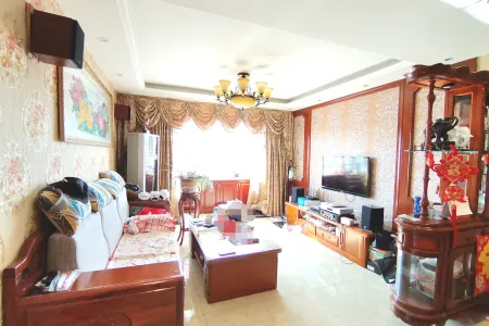 星河嘉园 3室2厅1卫南北 精装