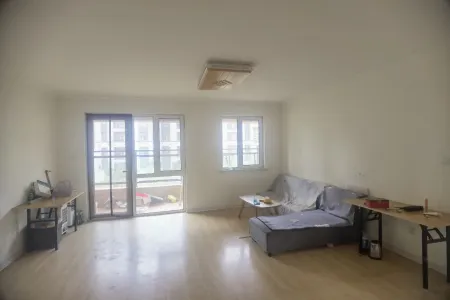 新华锦锦色漫山 3室2厅1卫 南北 简装