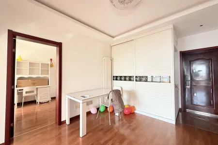 金湖专家公寓 2房2厅1卫 南北 