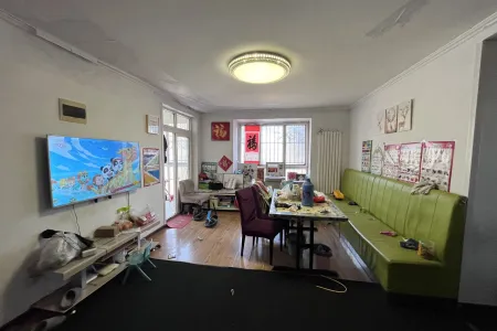 汇泉雅居 2房2厅1卫 南北 精装