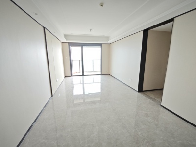 华润灵山湾壹号 3室2厅1卫 南北 精装