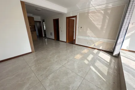 世茂诺沙湾五期 3室2厅1卫 南 精装