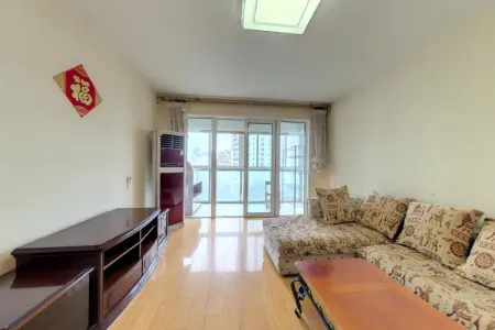 海信金色慧谷 2房2厅1卫 南 精装