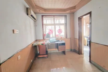 前湾电厂小区 3室1厅1卫 南北 精装