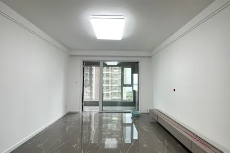 青铁海誉府 3房2厅2卫 南北 精装