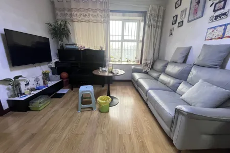 莱茵小镇 3室2厅1卫南北 精装