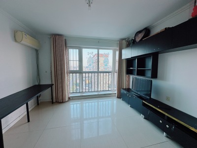 鑫汇国际 2室2厅1卫 南 精装