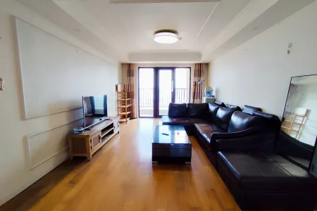 世茂诺沙湾二期 3房2厅2卫 南北 精装