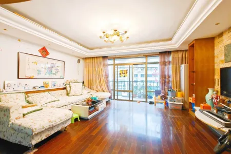 鲁信长乐花园 4房2厅2卫 南北 普装