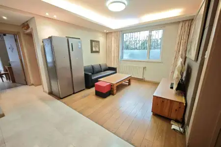 天山华庭 3房1厅1卫 南北 精装