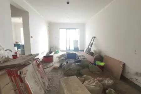 星光岛杜鹃园 2室2厅1卫南 毛坯