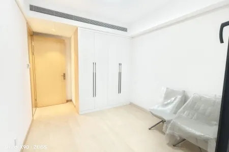 海信珠山小镇三期 3房2厅1卫 南 精装