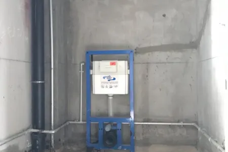 唐岛金湾 3室3厅2卫南北 毛坯