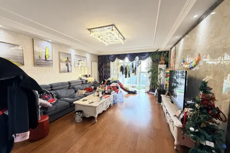 绿岛嘉园 3房2厅2卫 南北 精装