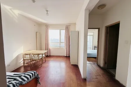 馨合佳苑 1室0厅0卫 南 毛坯