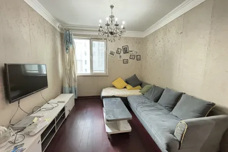 康大风和日丽 1房1厅1卫 西 精装