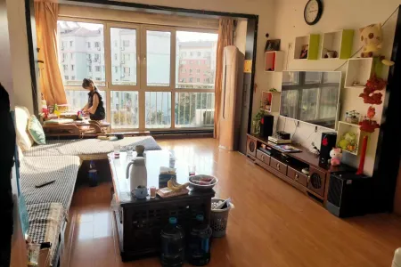 盈泰嘉园 3室2厅2卫 南北 精装