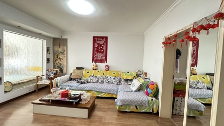 香山花园 3室2厅1卫 南北 精装