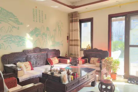 世茂诺沙湾一期别墅联排 4室2厅2卫南 精装