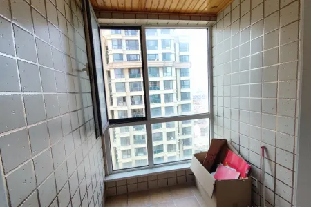 观海华庭二期 2室2厅1卫南北 精装