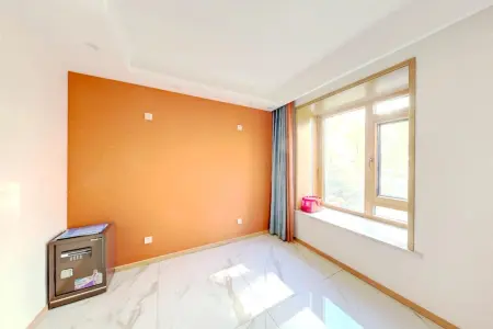 海信半山兰亭 8室3厅4卫 南北 精装