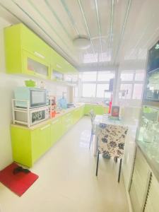新贵都B区