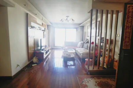 新贵都一期 3室2厅2卫 南北 精装