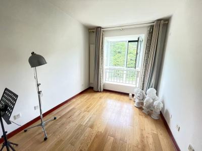 颐中高山 3室2厅2卫 南北 