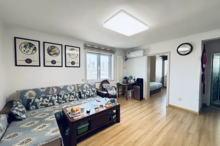 新贵都D区 2室1厅1卫南北 中装