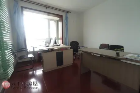 金华公寓 3房2厅2卫 南北 普装