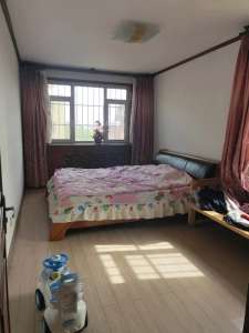 南山花苑 3室2厅1卫 南 普装