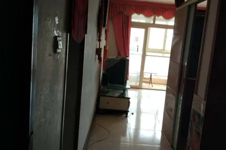 金汇泉小区 1室1厅1卫 南 简装