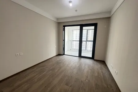 维多利亚湾南区（7-10）期 3室2厅2卫 南 精装