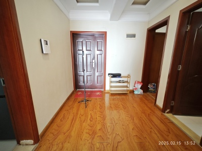 绿岛印象 2室2厅1卫南 精装